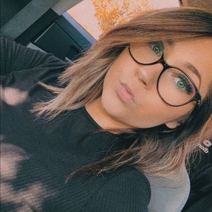 Meet your Posher, Hailey